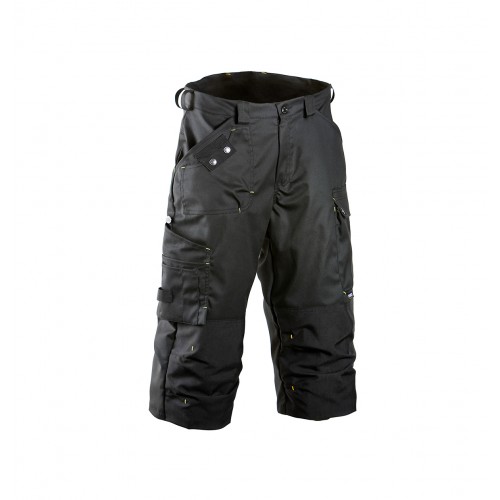 Shorts 680